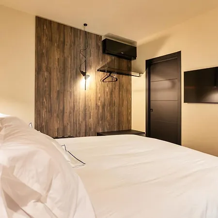 Etrus Boutique Bed & Breakfast 4*